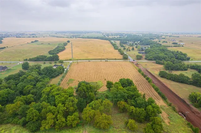 Photo 5 — 178 NE Morgan Road, Piedmont, OK 73078