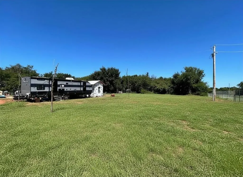 Front exterior — 10038 Cottonwood Farms, Coyle, OK 73027