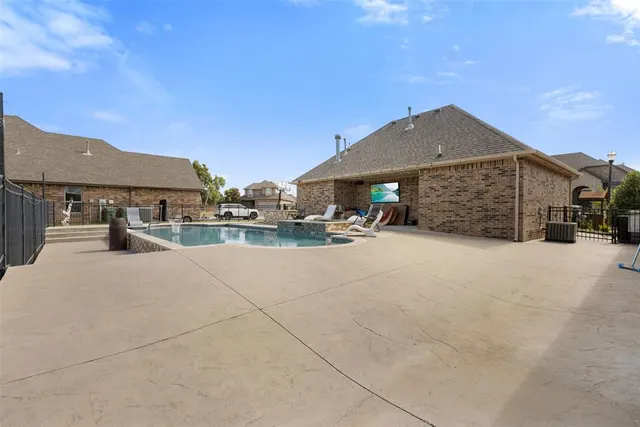 Photo 6 — 1316 Katelyn Court, Yukon, OK 73099
