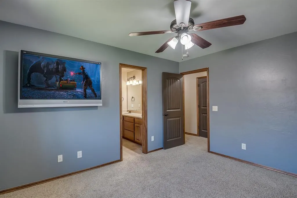Photo 29 — 6313 Whispering Grove Drive, Oklahoma City, OK 73169