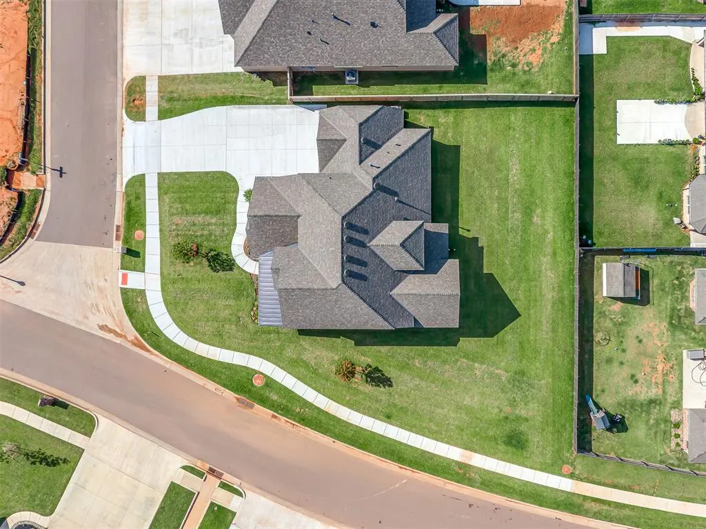 Photo 20 — 3901 Durango Lakes Drive, Oklahoma City, OK 73160