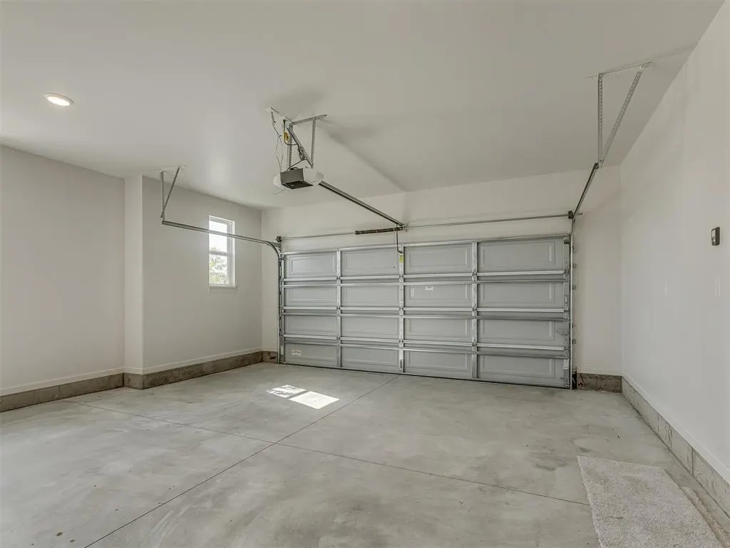Photo 25 — 3901 Durango Lakes Drive, Oklahoma City, OK 73160