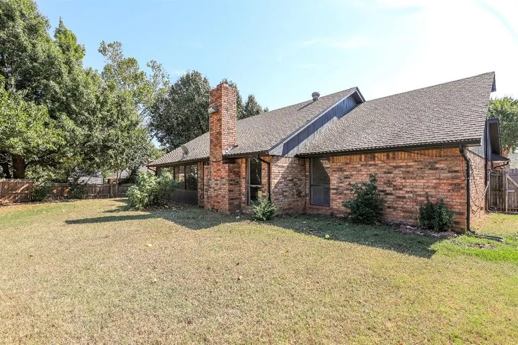 Photo 23 — 1321 Harding Avenue, Edmond, OK 73034