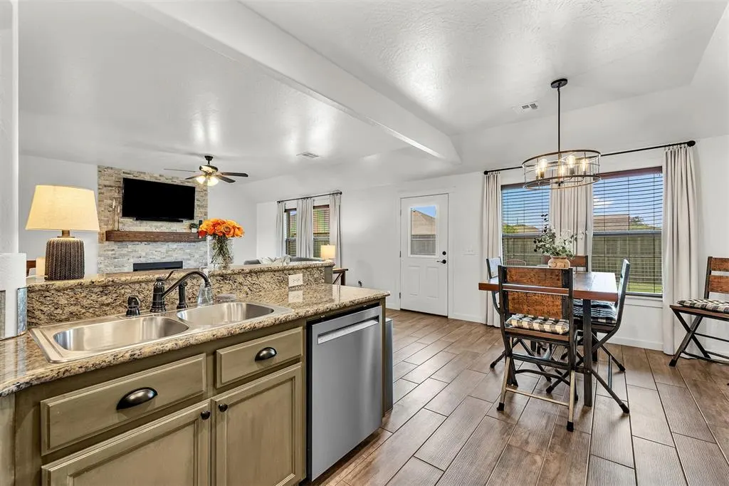 Photo 16 — 1209 Penn Lane, Moore, OK 73160