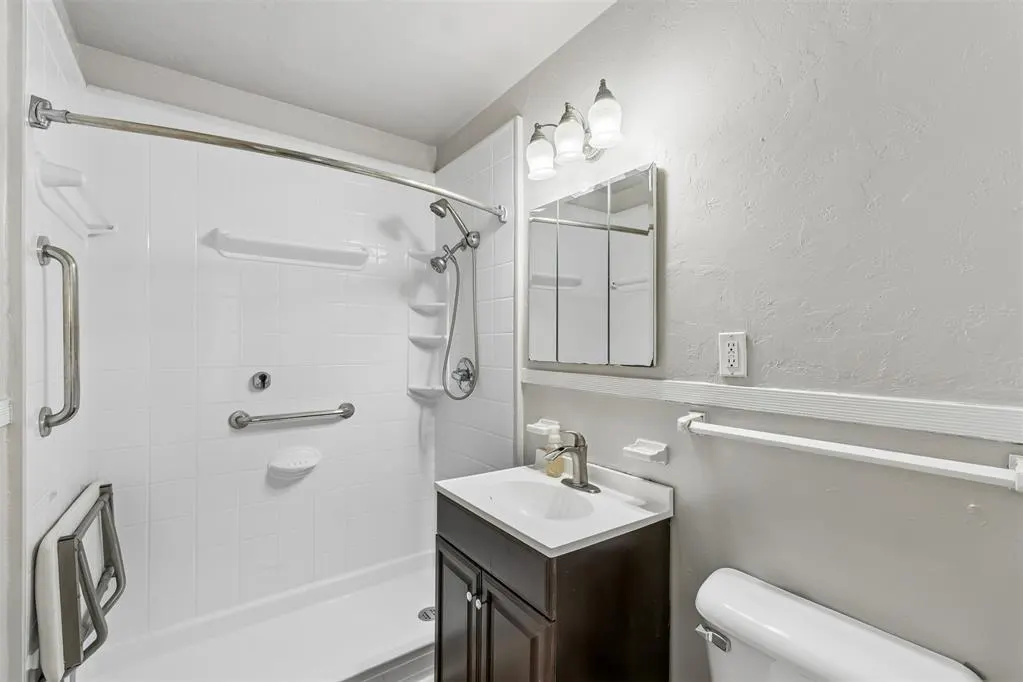 Photo 20 — 2512 NW 32nd Street, Oklahoma City, OK 73112