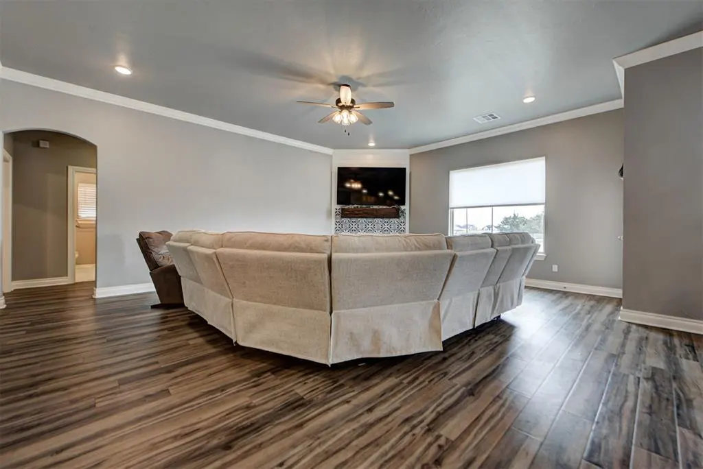 Photo 7 — 29937 Jade Street, Cashion, OK 73016