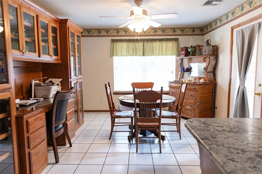 Photo 4 — 350514 E 897 Road, Davenport, OK 74026