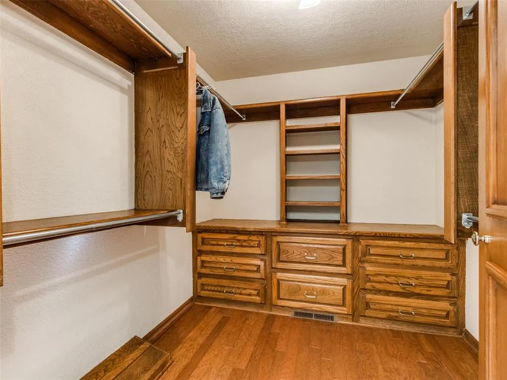 Photo 31 — 12504 N Frisco Road, Yukon, OK 73099