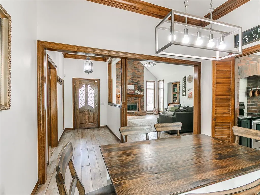 Photo 4 — 717 SW 113th Street, Oklahoma City, OK 73170