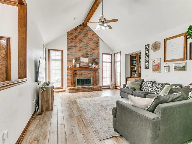 Photo 5 — 717 SW 113th Street, Oklahoma City, OK 73170