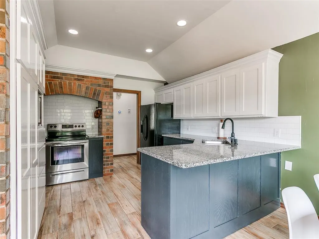 Photo 19 — 717 SW 113th Street, Oklahoma City, OK 73170