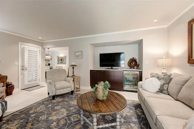 Photo 2 — 16 Windbrook Square, Norman, OK 73072