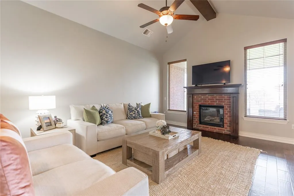 Photo 9 — 4933 Champlain Place, Edmond, OK 73025