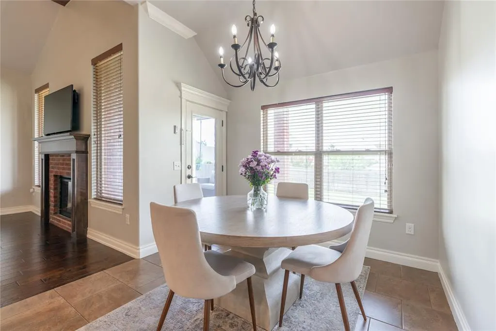 Photo 12 — 4933 Champlain Place, Edmond, OK 73025