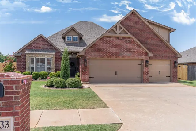 Photo 5 — 4933 Champlain Place, Edmond, OK 73025