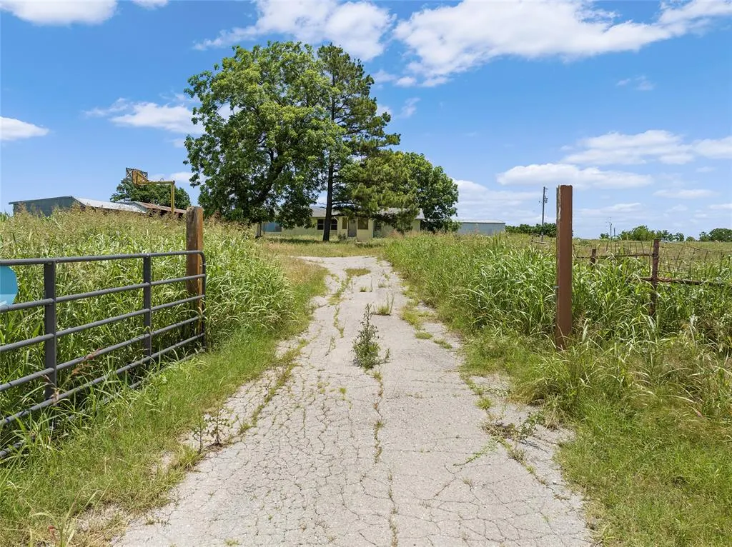 Photo 47 — 7740 Swayback Road, Sulphur, OK 73086