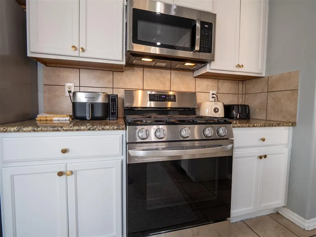 Photo 15 — 8208 NW 106th Circle, Oklahoma City, OK 73162
