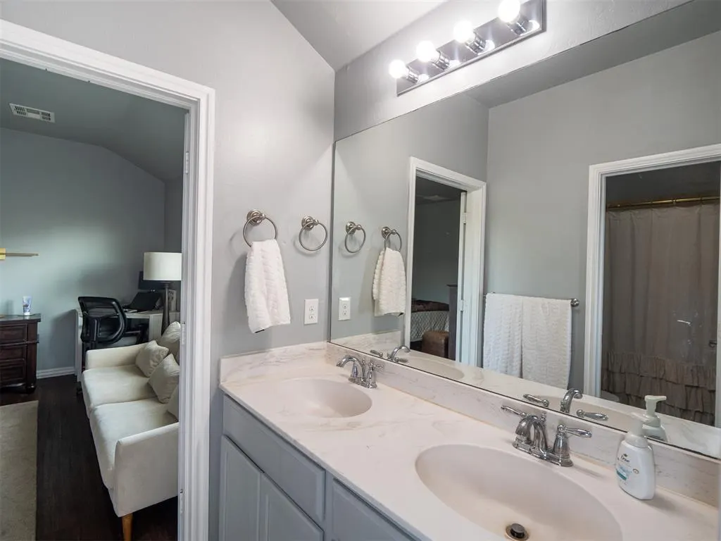 Photo 22 — 8208 NW 106th Circle, Oklahoma City, OK 73162