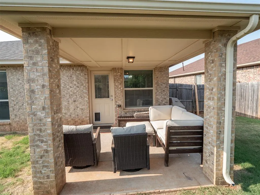 Photo 34 — 8208 NW 106th Circle, Oklahoma City, OK 73162