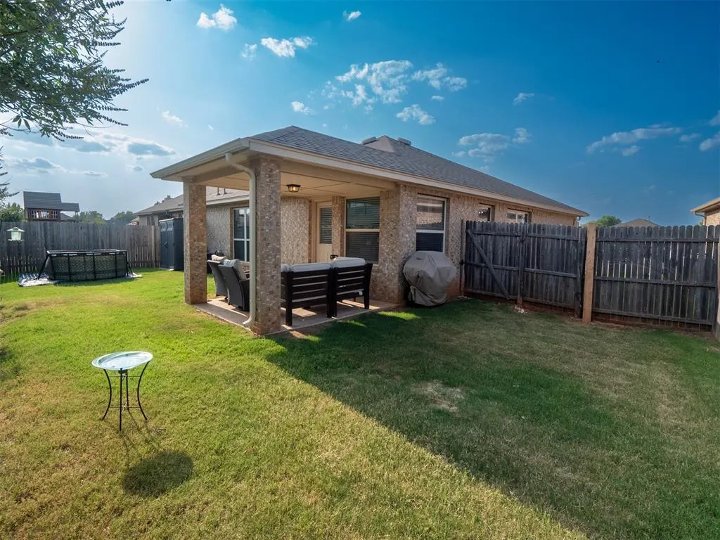 Photo 35 — 8208 NW 106th Circle, Oklahoma City, OK 73162