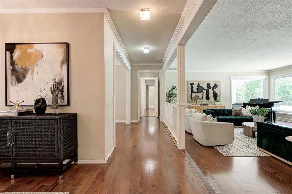 Photo 3 — 1417 Glenbrook Drive, Oklahoma City, OK 73118