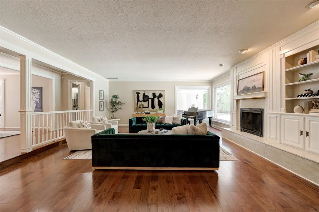 Photo 9 — 1417 Glenbrook Drive, Oklahoma City, OK 73118