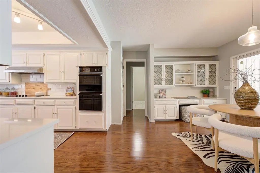 Photo 13 — 1417 Glenbrook Drive, Oklahoma City, OK 73118