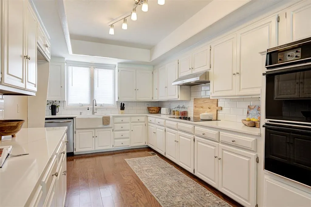 Photo 16 — 1417 Glenbrook Drive, Oklahoma City, OK 73118