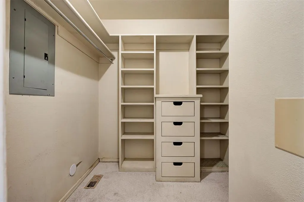Photo 31 — 1417 Glenbrook Drive, Oklahoma City, OK 73118