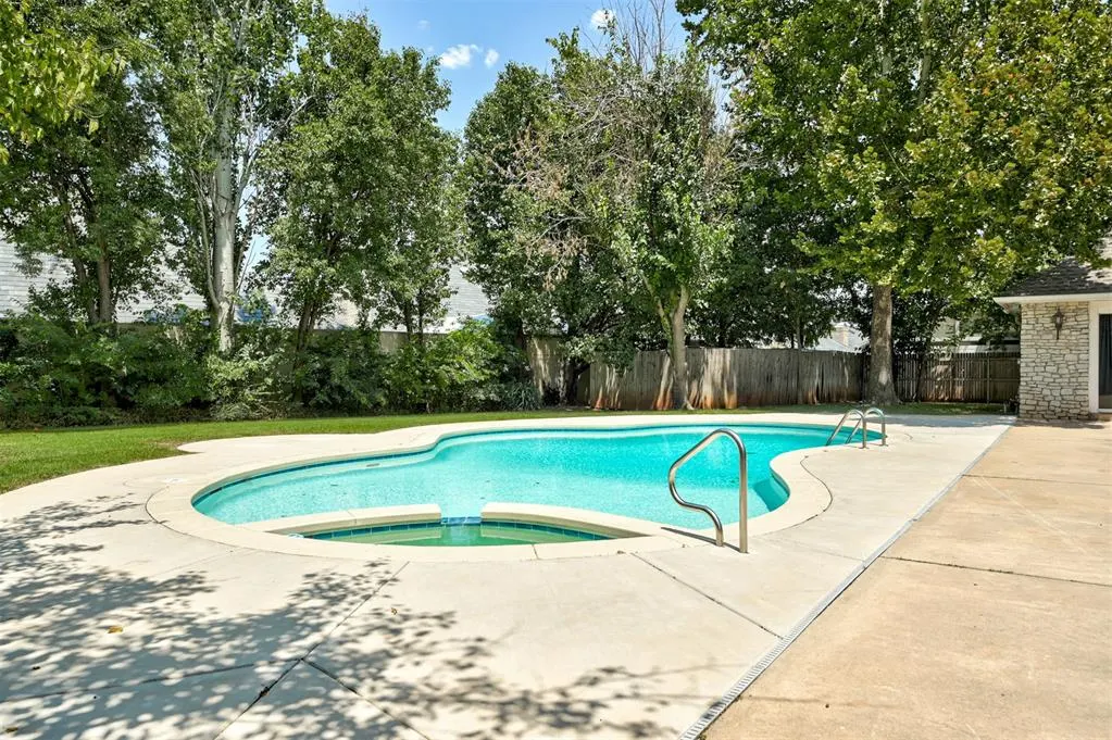 Photo 45 — 1417 Glenbrook Drive, Oklahoma City, OK 73118