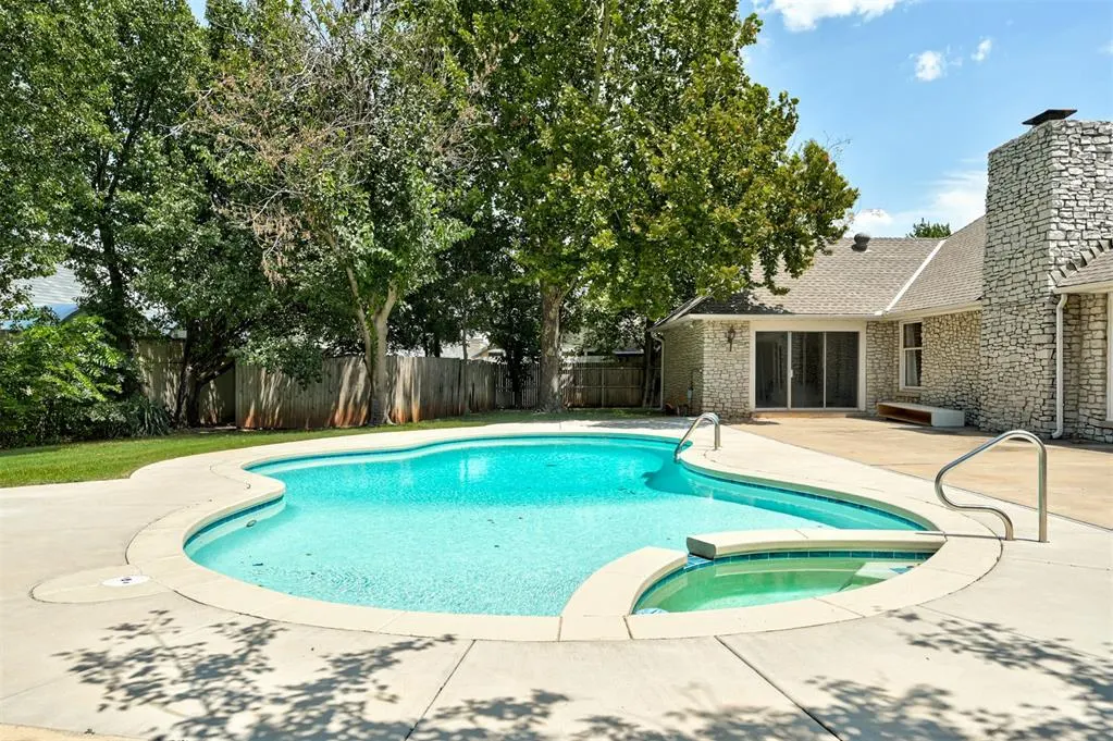 Photo 46 — 1417 Glenbrook Drive, Oklahoma City, OK 73118