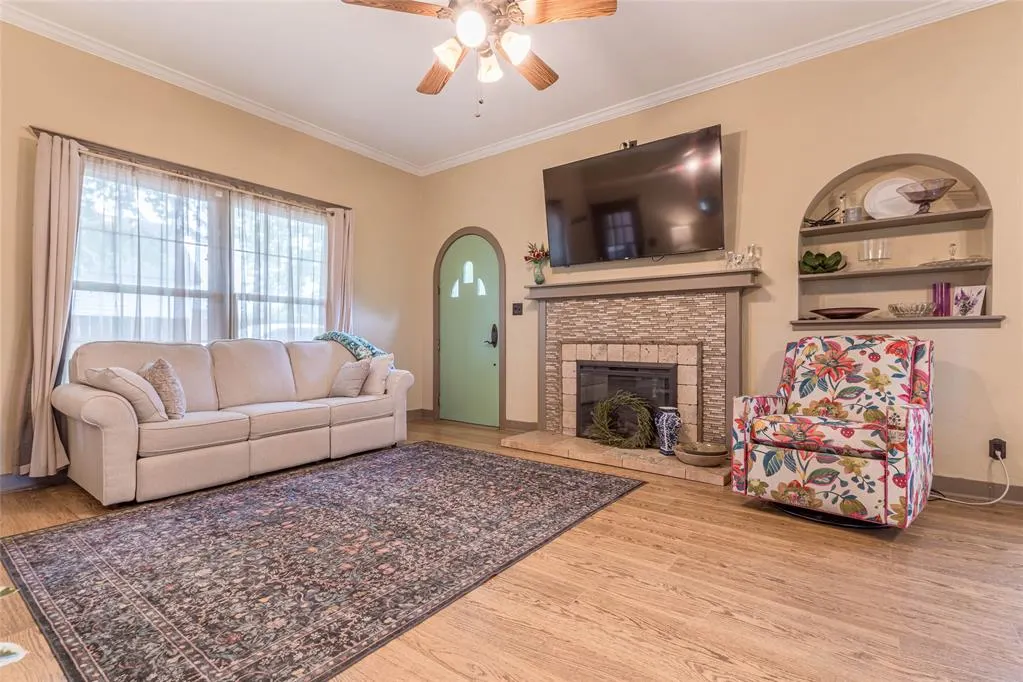 Photo 5 — 1021 W Broadway Avenue, Elk City, OK 73644