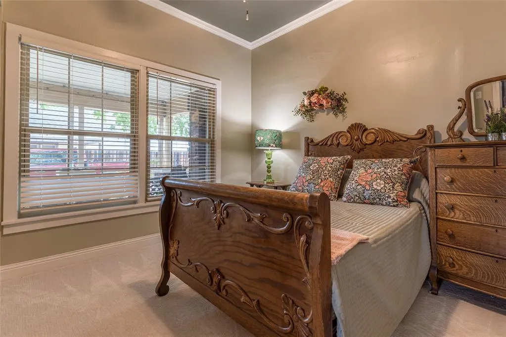 Photo 18 — 1021 W Broadway Avenue, Elk City, OK 73644