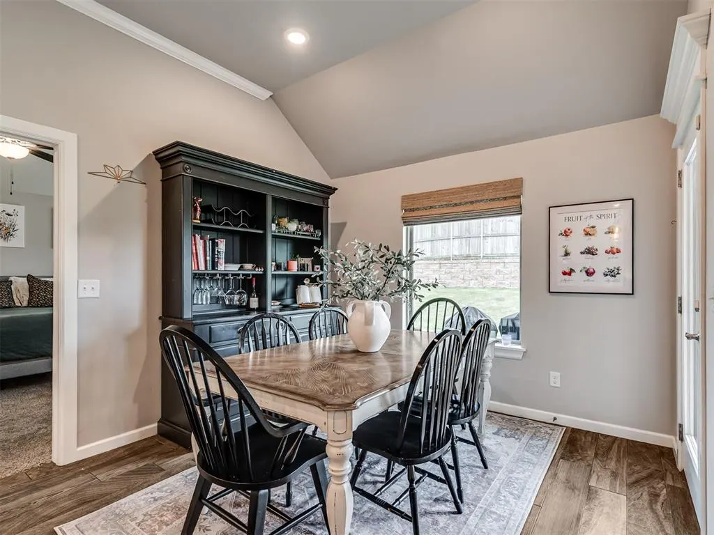 Photo 12 — 8433 Lambert Way, Edmond, OK 73034