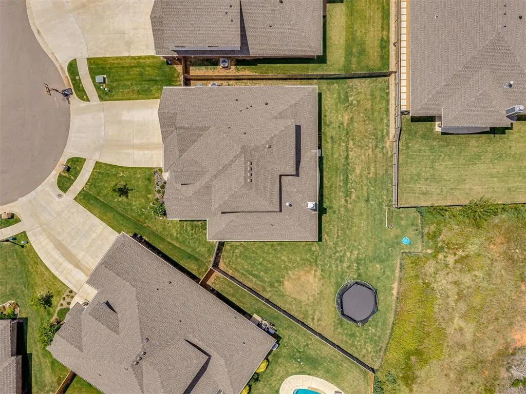 Photo 40 — 8433 Lambert Way, Edmond, OK 73034