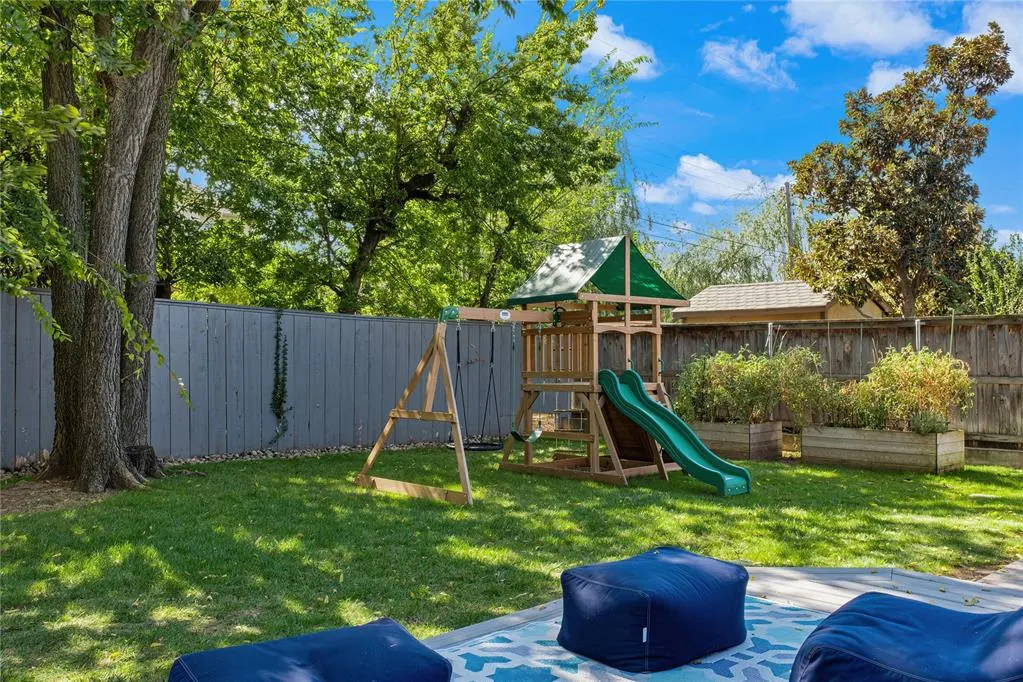 Photo 36 — 1722 Coventry Lane, Nichols Hills, OK 73120
