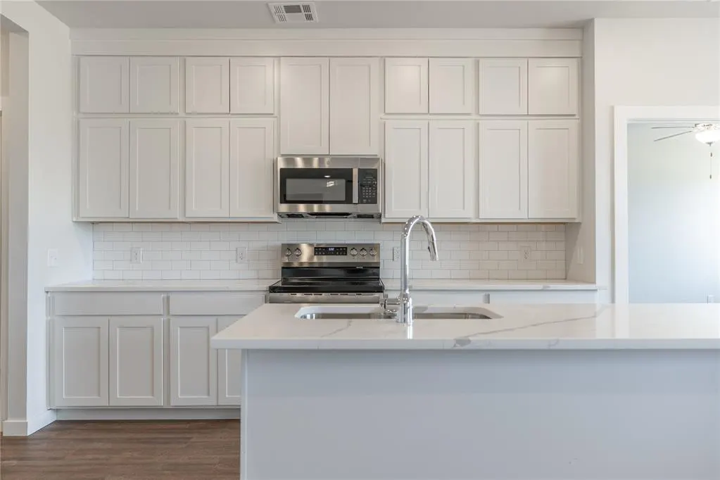Photo 12 — 5690 Bluestem Avenue, Guthrie, OK 73044