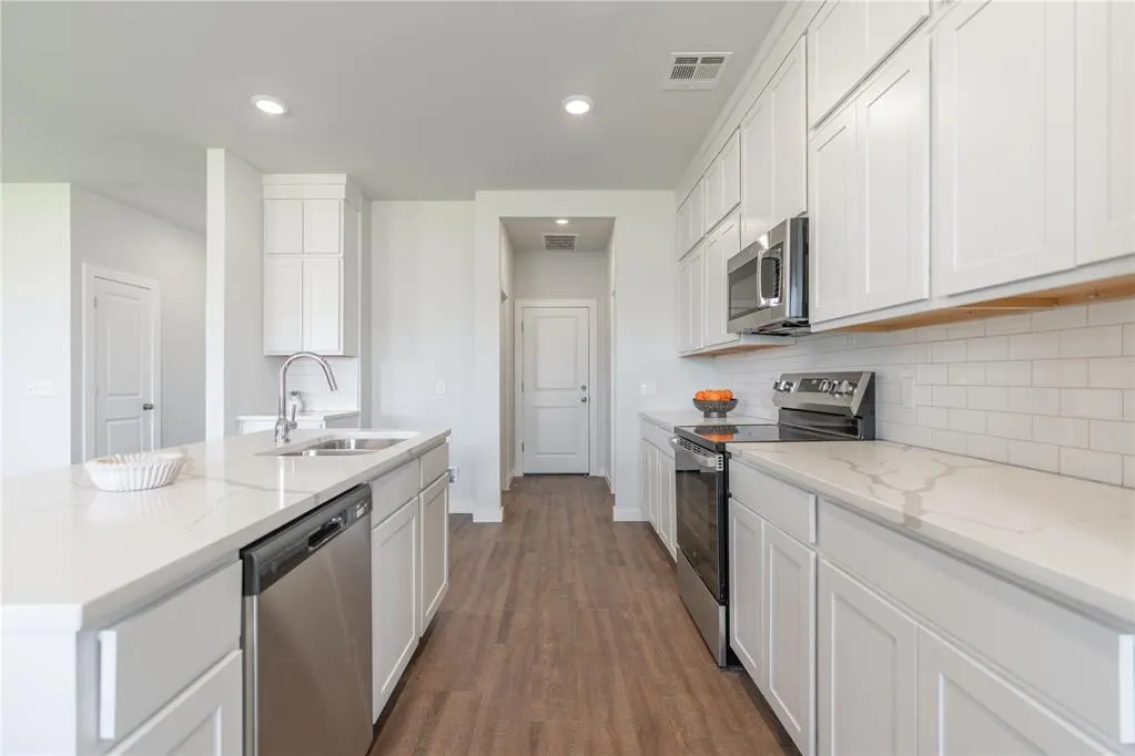 Photo 17 — 5690 Bluestem Avenue, Guthrie, OK 73044