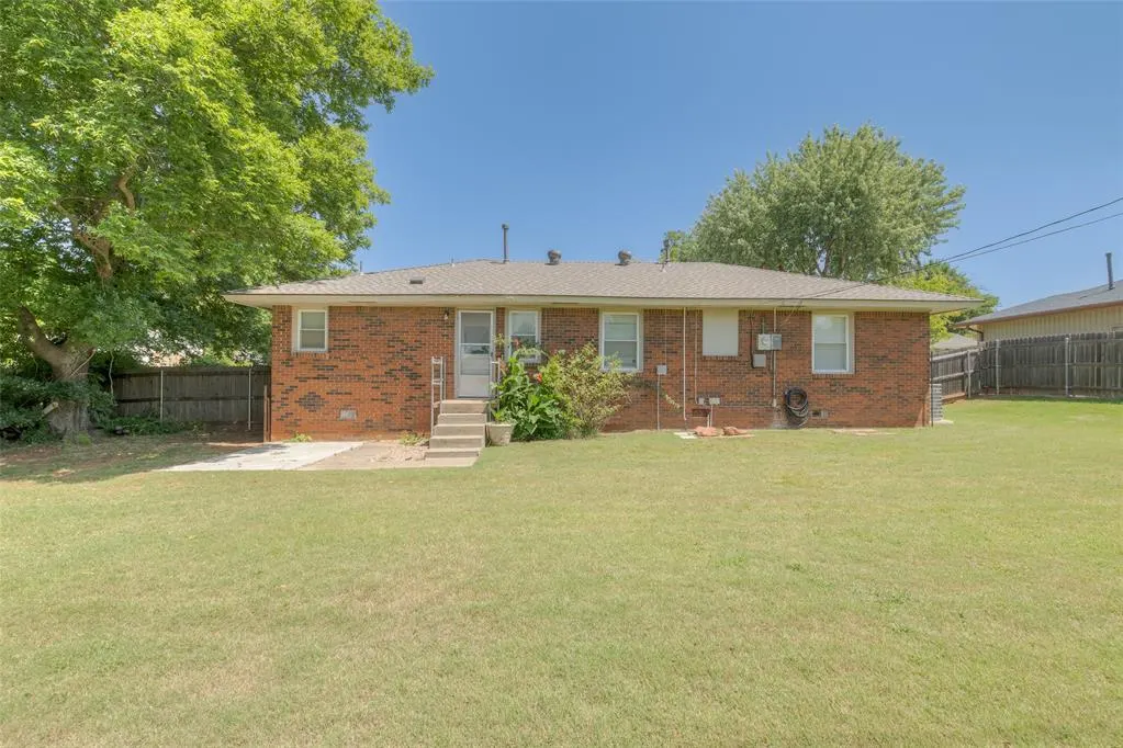 Photo 26 — 408 Benton Road, Edmond, OK 73034