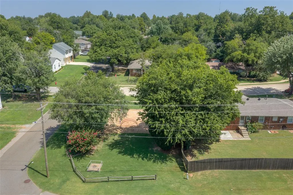 Photo 33 — 408 Benton Road, Edmond, OK 73034