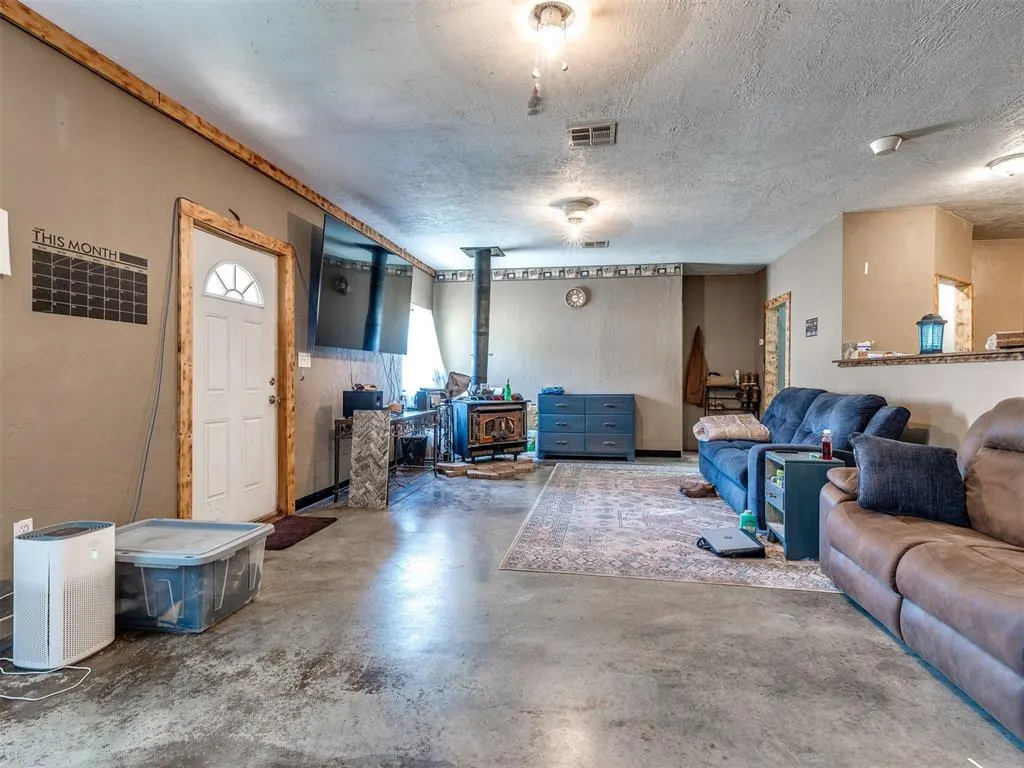 Photo 14 — 980297 S 3330 Road, Wellston, OK 74881