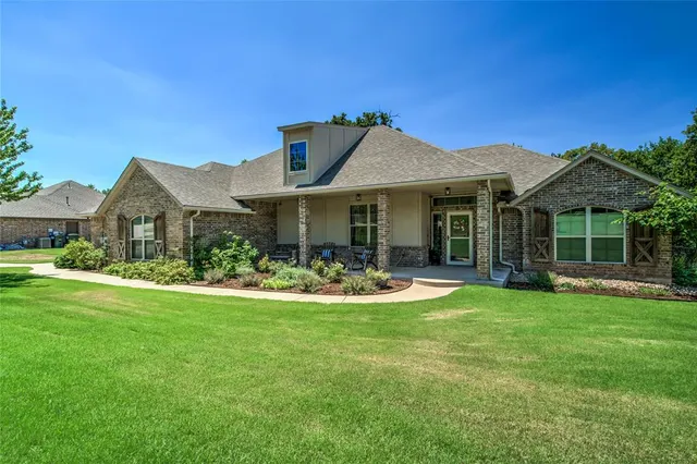 Photo 7 — 12089 Acorn Terrace, Guthrie, OK 73044