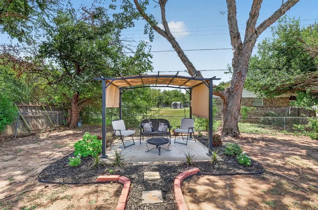 Photo 14 — 620 W Mitchell Drive, Oklahoma City, OK 73110