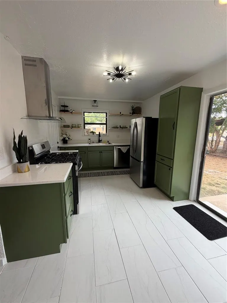 Photo 7 — 620 W Mitchell Drive, Oklahoma City, OK 73110