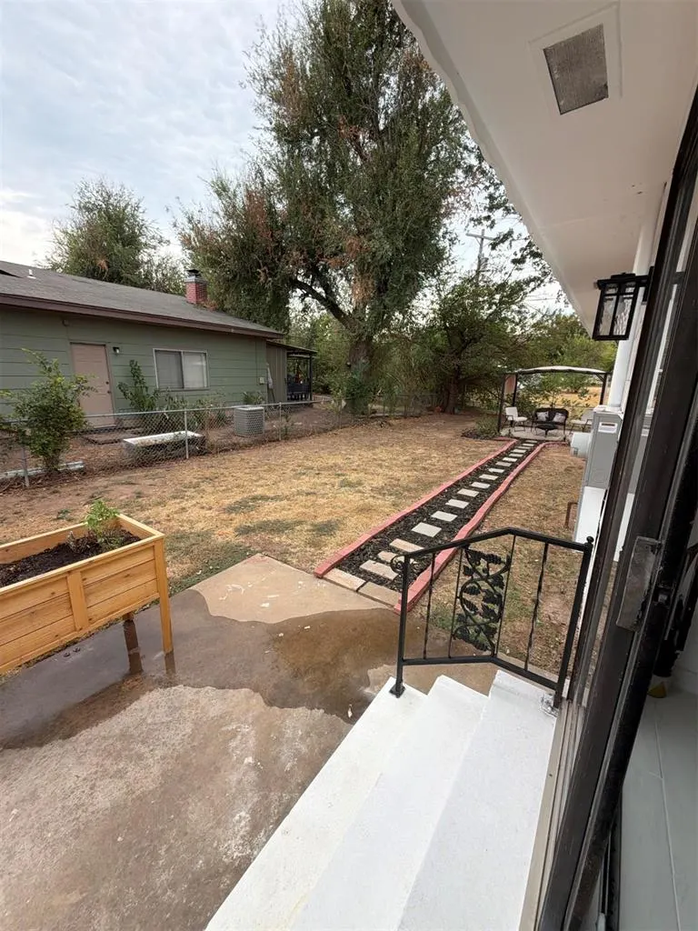 Photo 18 — 620 W Mitchell Drive, Oklahoma City, OK 73110