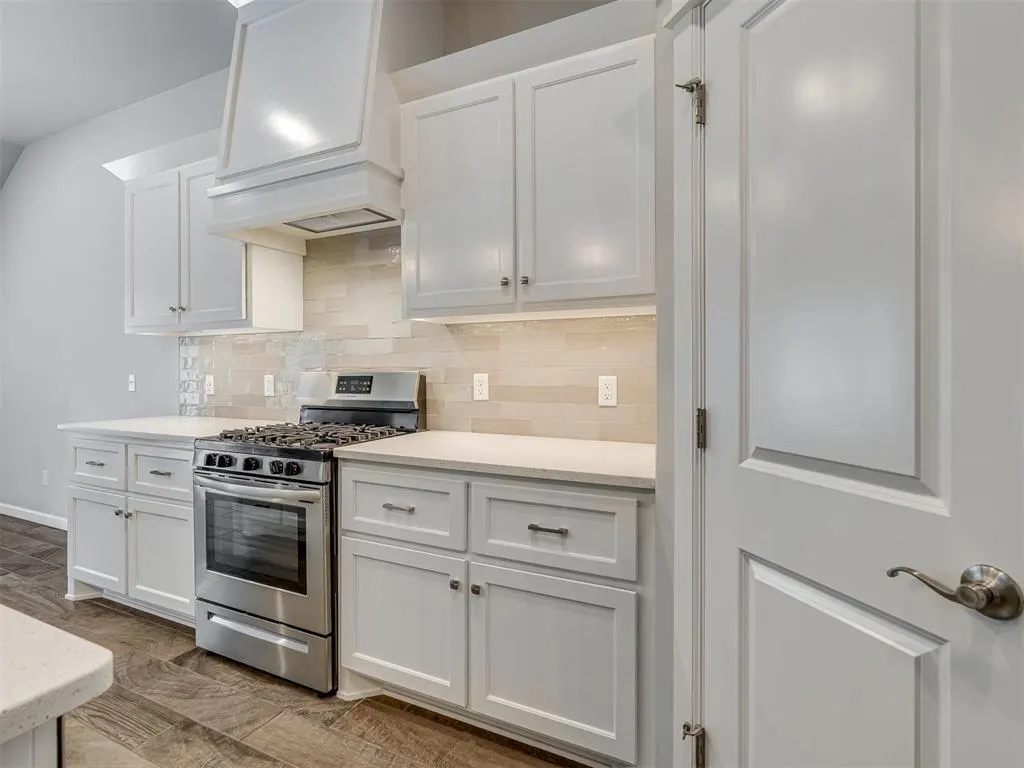 Photo 8 — 5209 White Gold Avenue, Edmond, OK 73034