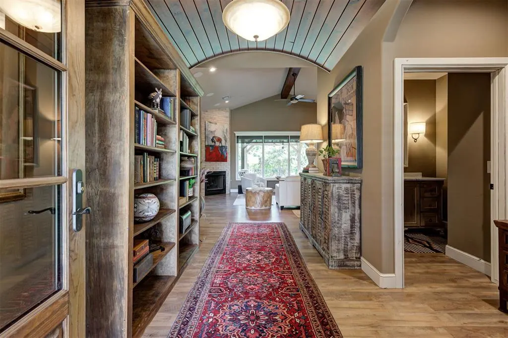 Photo 3 — 13025 Jasmine Lane, Oklahoma City, OK 73142