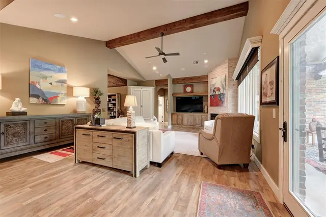 Photo 6 — 13025 Jasmine Lane, Oklahoma City, OK 73142
