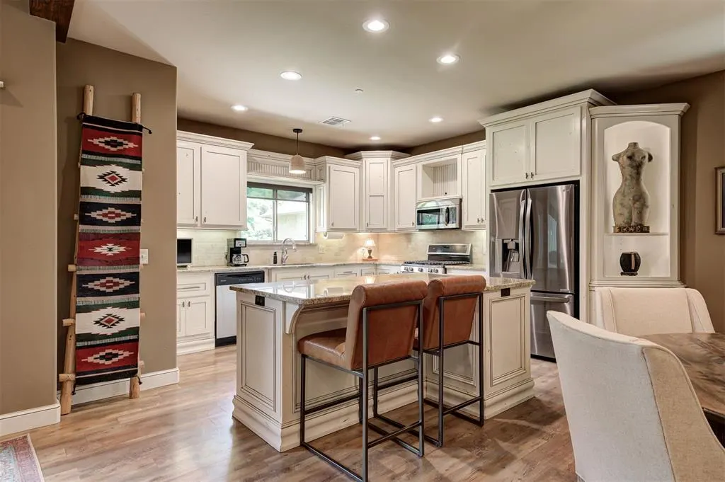 Photo 10 — 13025 Jasmine Lane, Oklahoma City, OK 73142