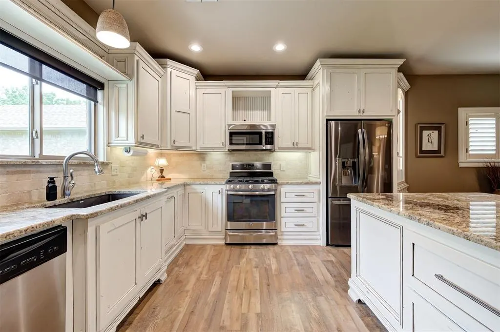 Photo 14 — 13025 Jasmine Lane, Oklahoma City, OK 73142